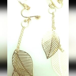 2.5" Gold Plated Double Leaf Light Chain Hollow Clip-on Fashionable Earrings